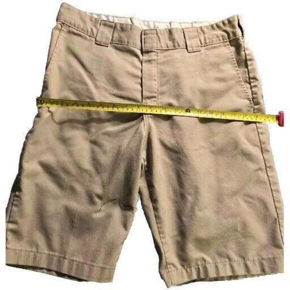 Dickies Genuine Essential Flex Work Shorts Tan Size 32 Straight Fit Brand KL-681 - Picture 3 of 8